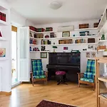 Monteverde Bright Top Floor With Terrace